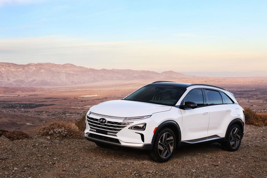  Hyundai NEXO 2018 года  (NA) (фото 13 из 83)